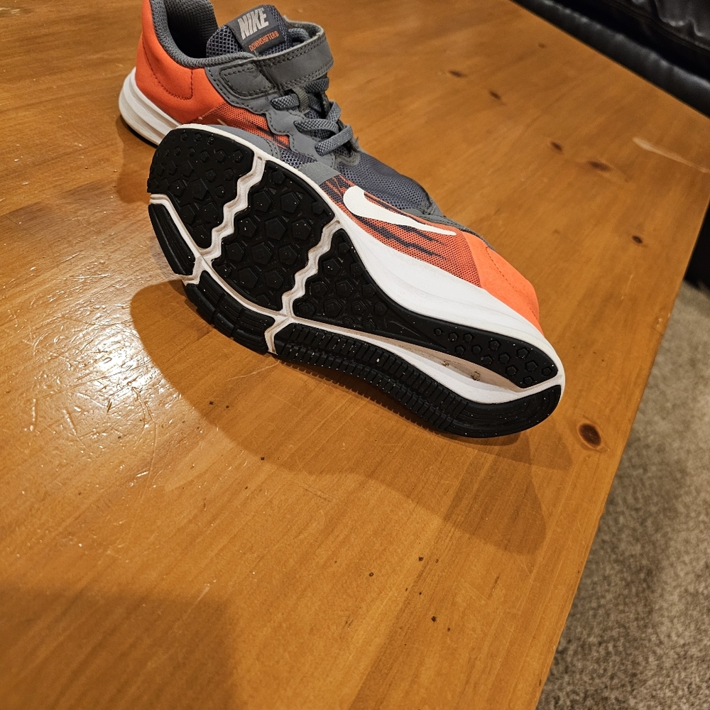 Nike sneakers - Picture 4 of 4